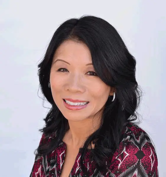 Tracy Lu Guillen, Realtor